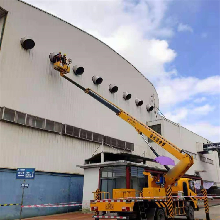 博爱高空作业车出租服务：专业广告牌安装解决方案